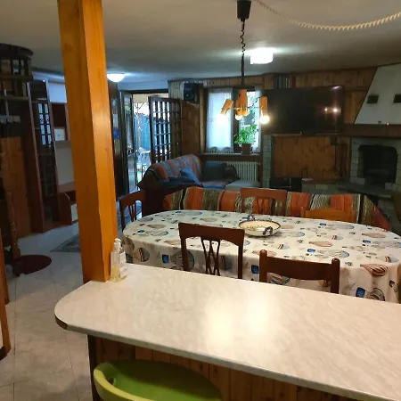 Casa Vacanze Anilla&miotto Hébergement de vacances Montjovet